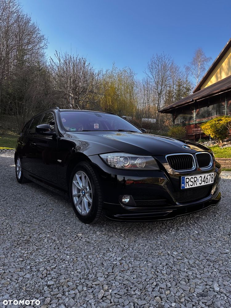 BMW Seria 3 318d - 1