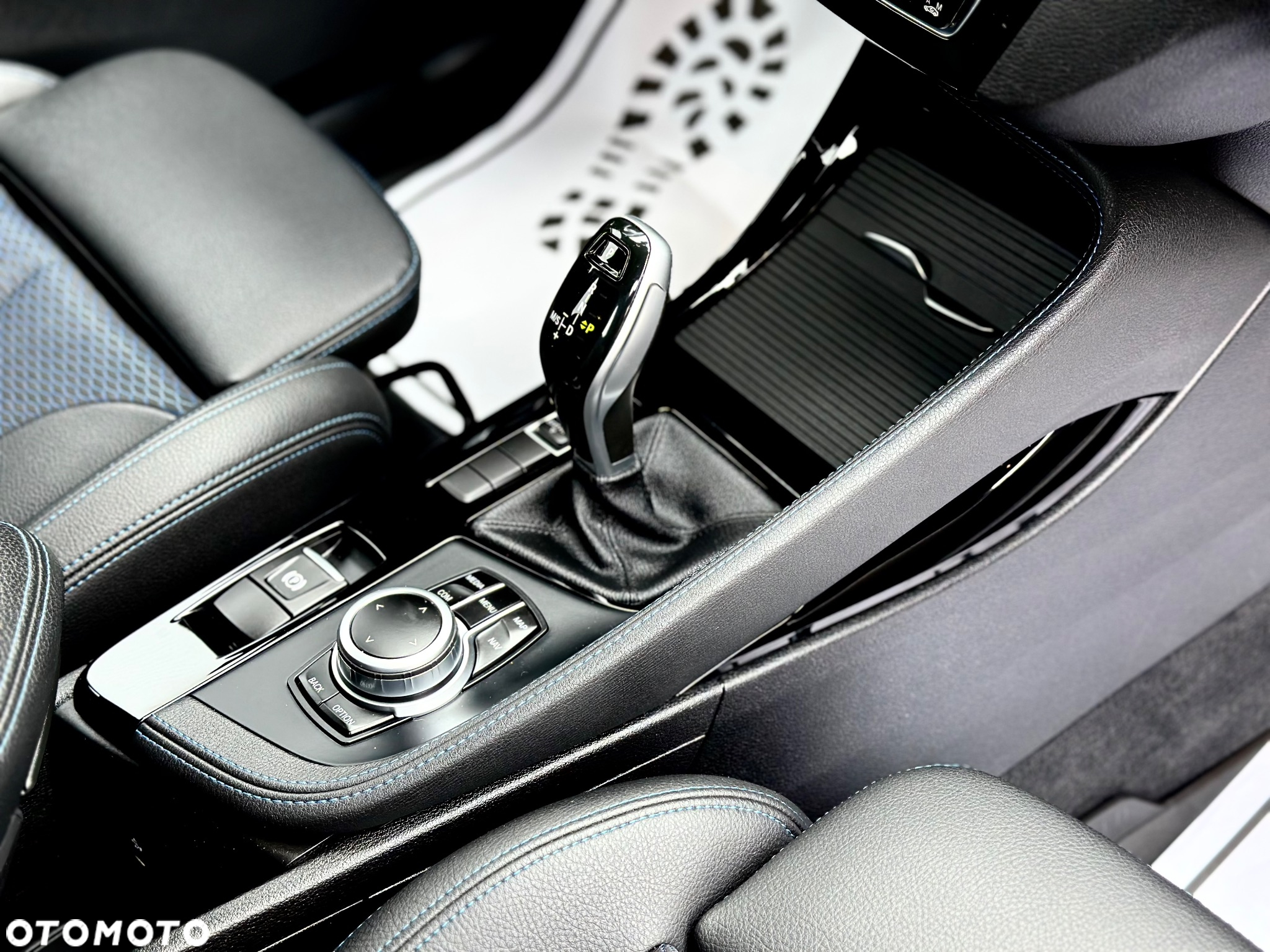 BMW X1 sDrive18d M Sportpaket - 31