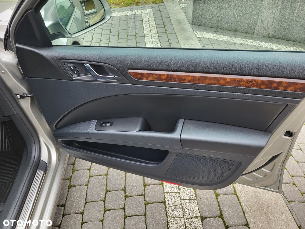 Skoda Superb 2.0 TDI Exclusive - 16