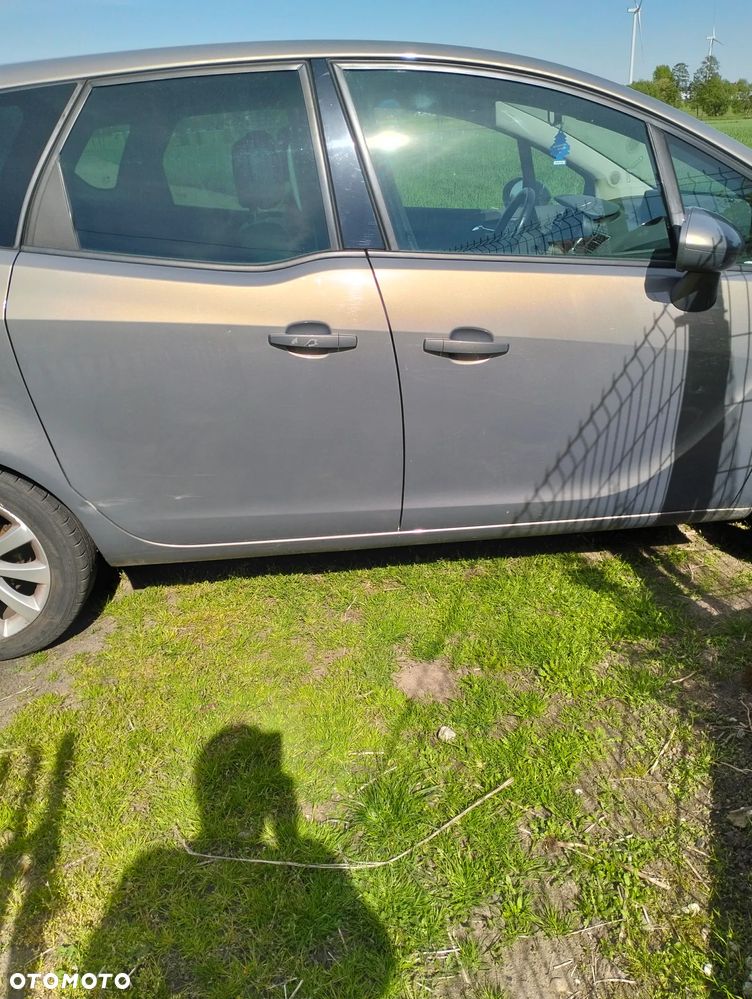 Opel Meriva - 1
