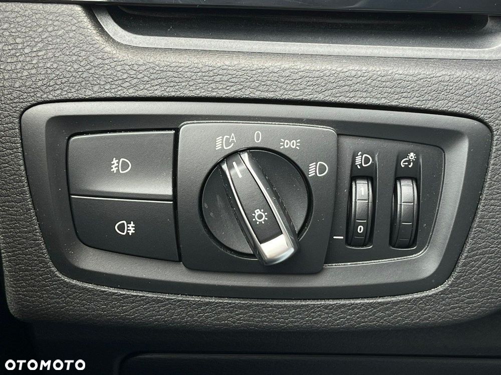 BMW X1 xDrive25e Advantage - 27