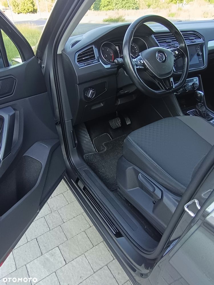 Volkswagen Tiguan - 5