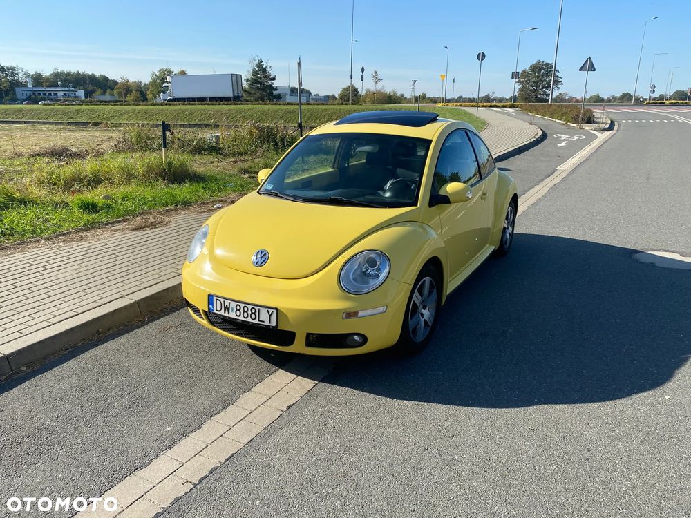 Volkswagen New Beetle 2.5 - 1