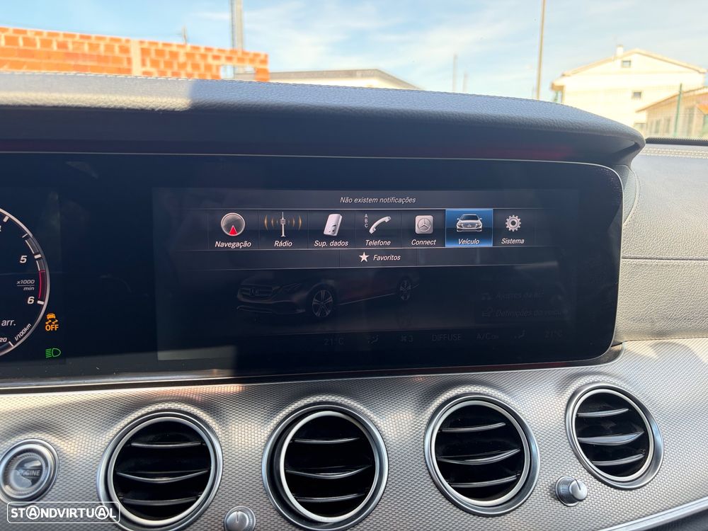 Mercedes-Benz E 220 d AMG Line - 47