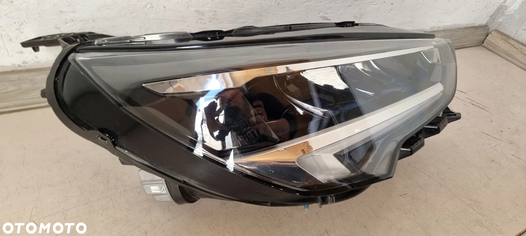 Lampa FULL LED przód prawa OPEL CORSA F  '19-. - 2