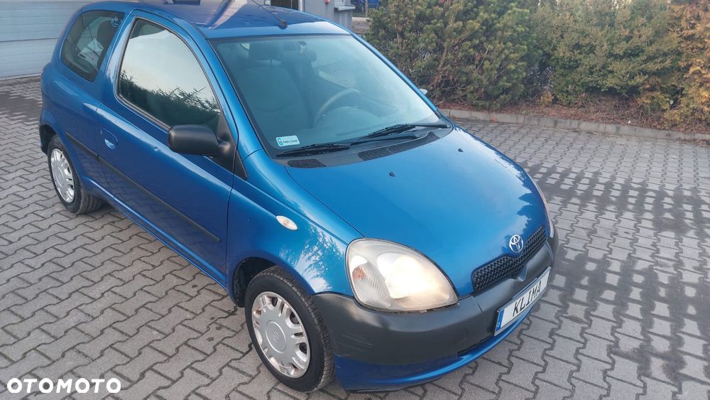 Toyota Yaris - 22