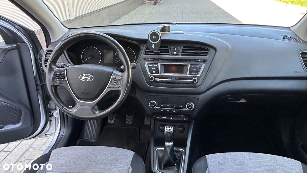 Hyundai i20 1.2 BlueDrive Comfort - 14