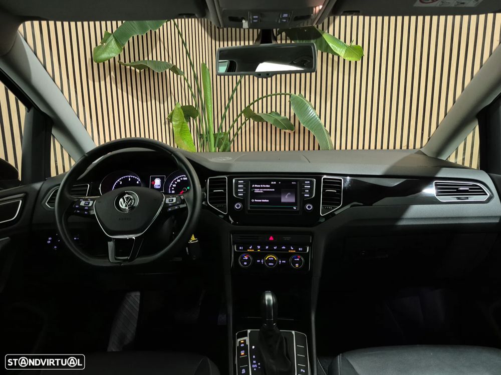 VW Golf Sportsvan 1.6 TDI Highline DSG - 8