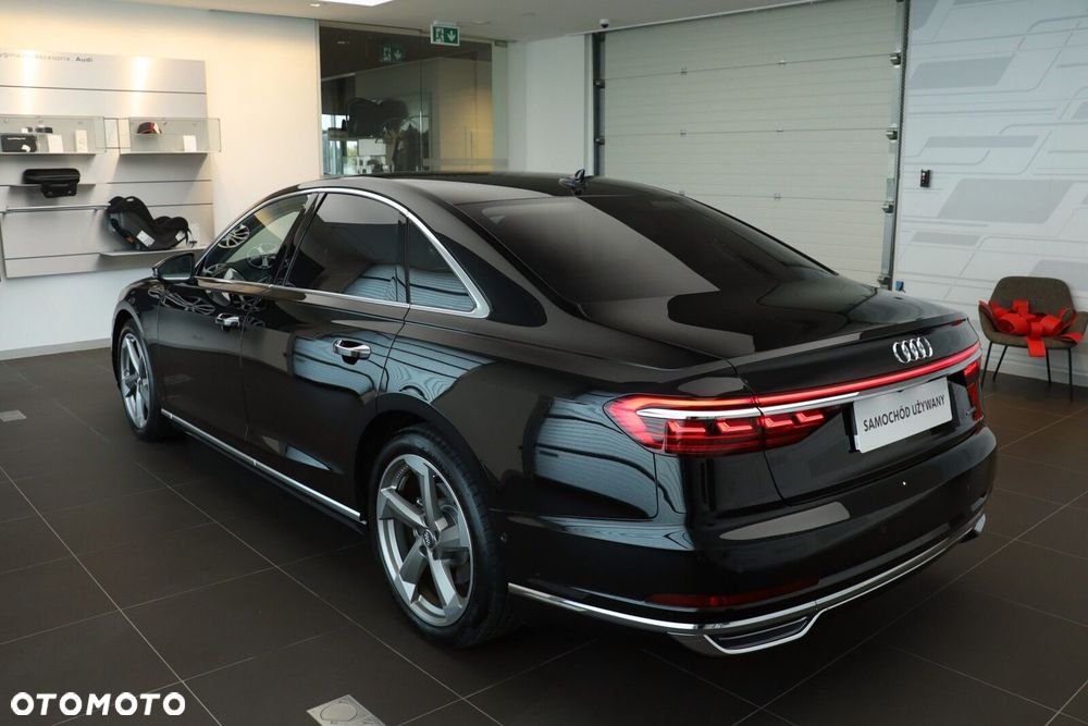Audi A8 - 3