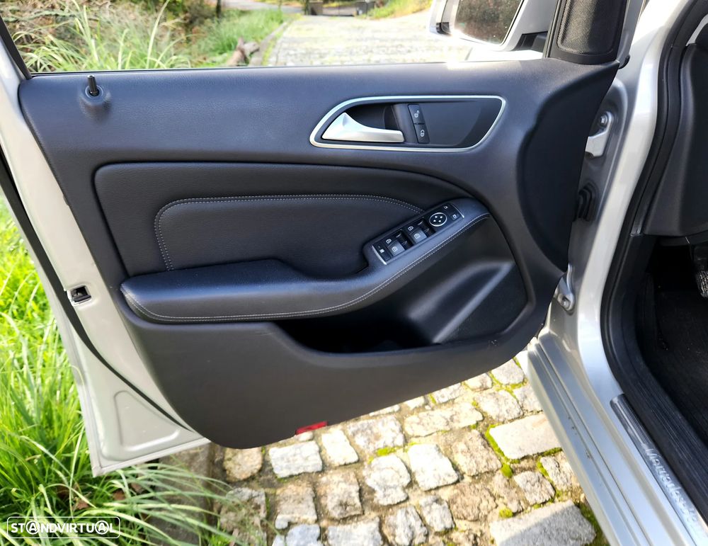 Mercedes-Benz B 200 CDI BlueEFFICIENCY EDITION 1 - 15