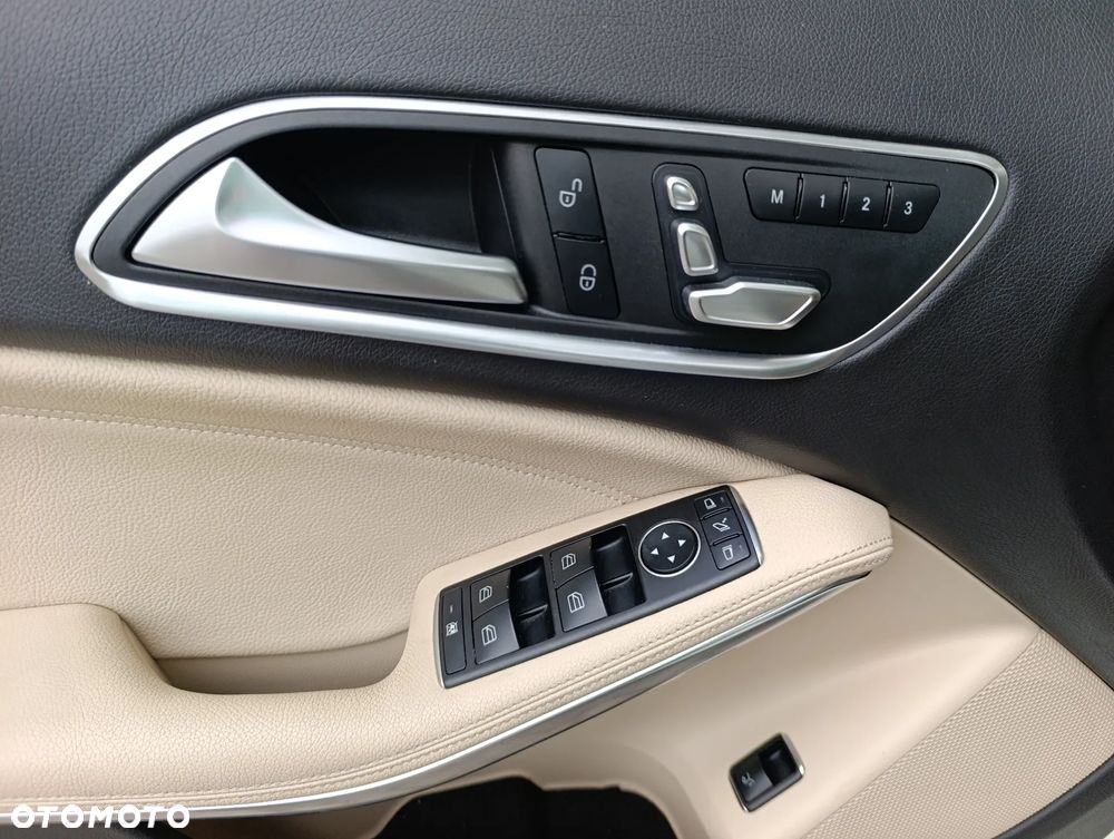 Mercedes-Benz GLA AMG 45 4-Matic - 27