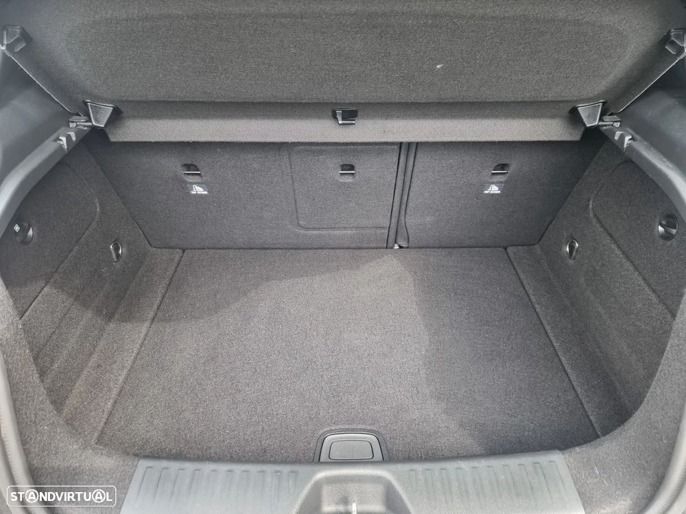 Mercedes-Benz A 200 d Urban - 17