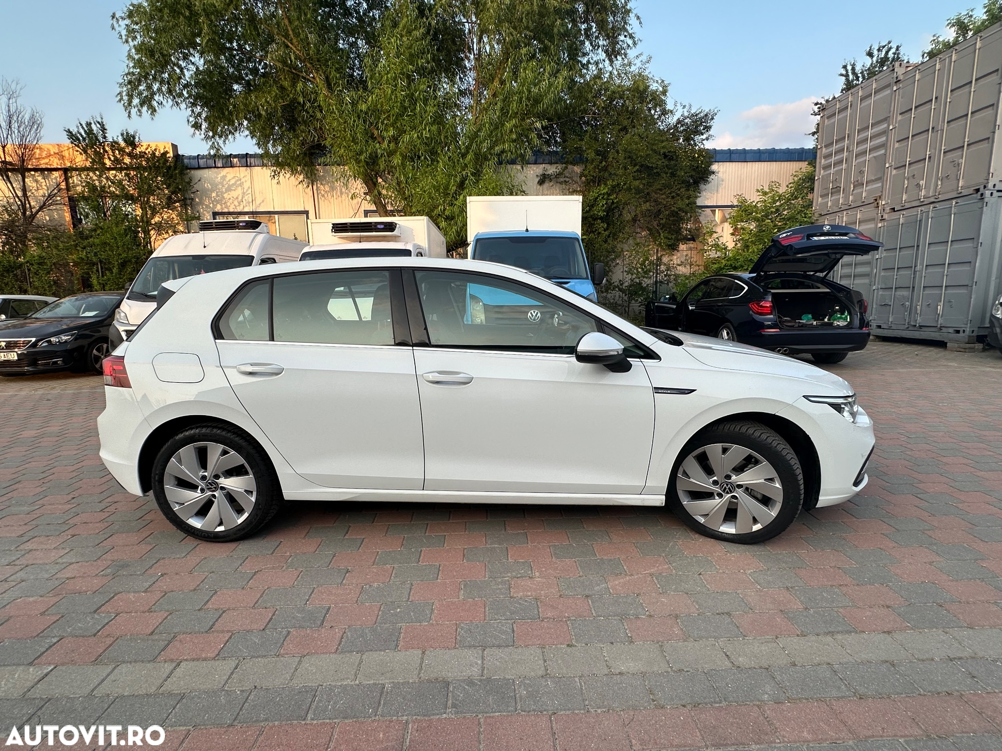 Volkswagen Golf 2.0 TDI DSG Style - 4