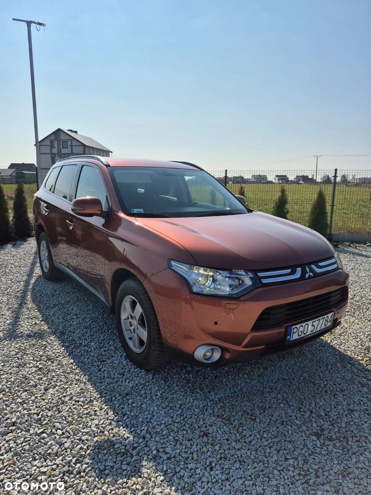 Mitsubishi Outlander 2.2 DID Intense - 2