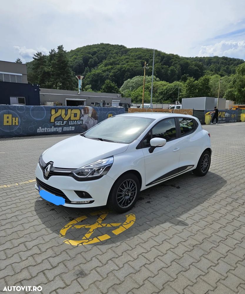 Renault Clio - 3