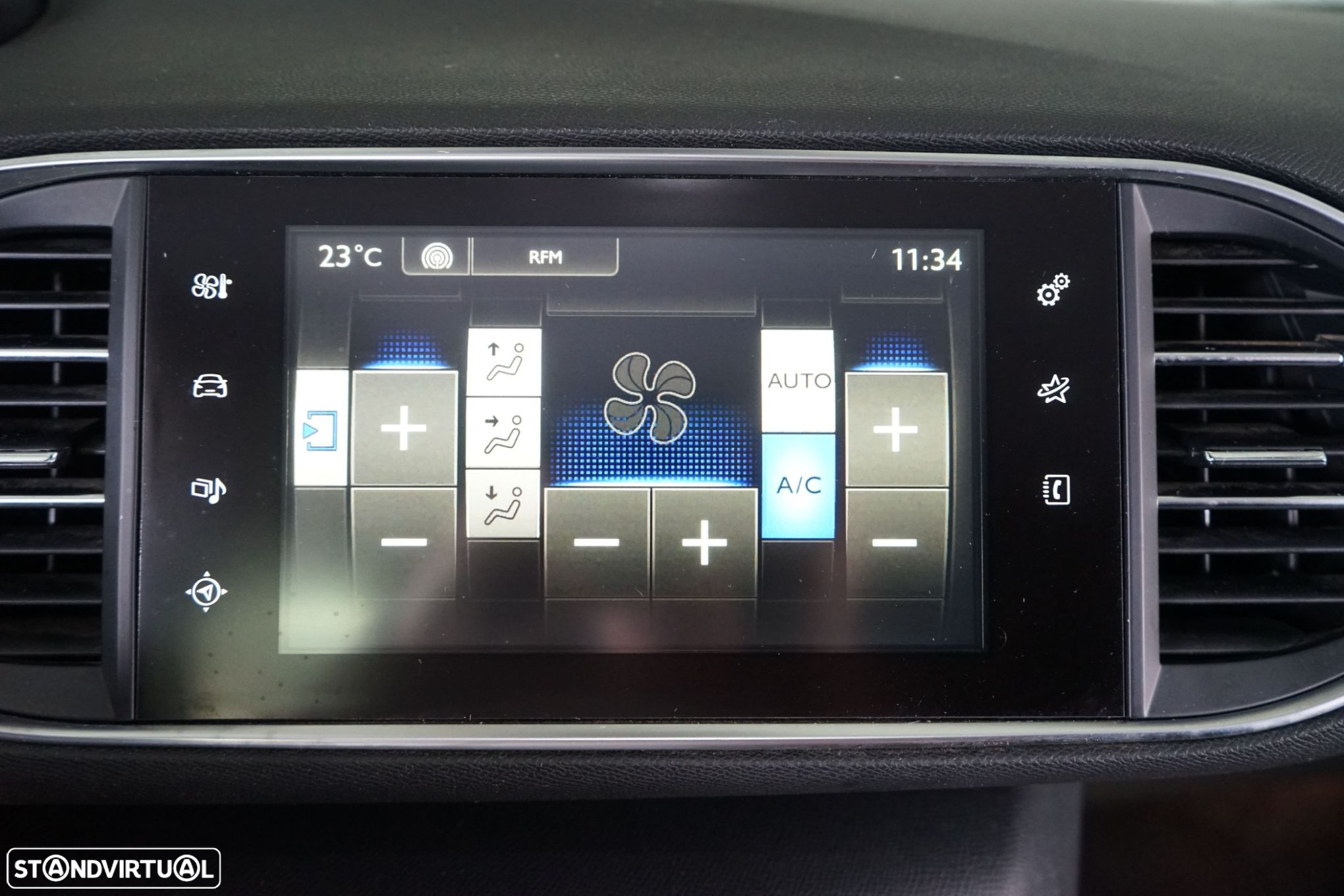 Peugeot 308 SW 1.6 BlueHDi Allure - 30