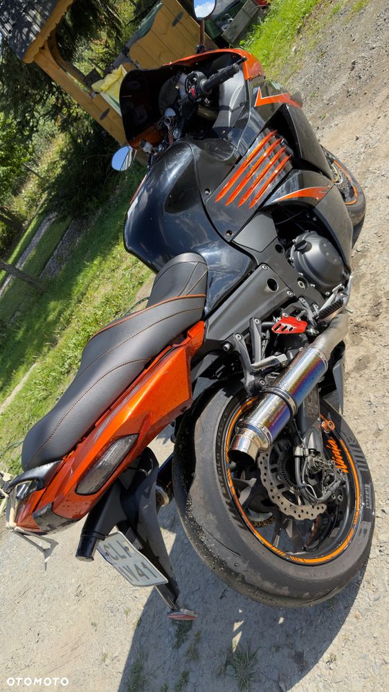 Kawasaki ZZR - 9