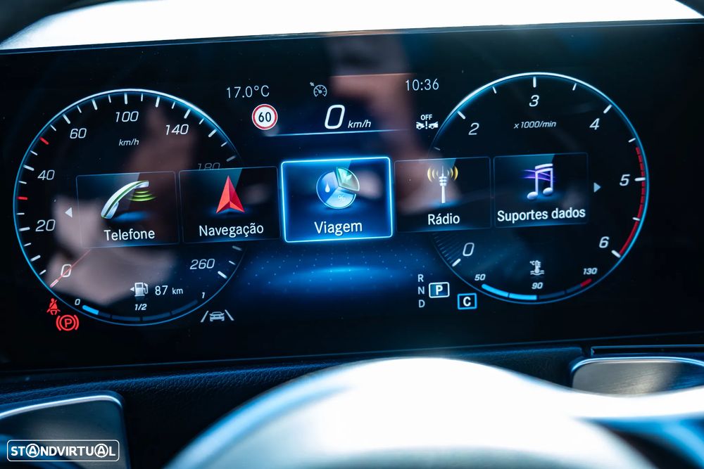 Mercedes-Benz GLB 180 d 8G-DCT Progressive - 25