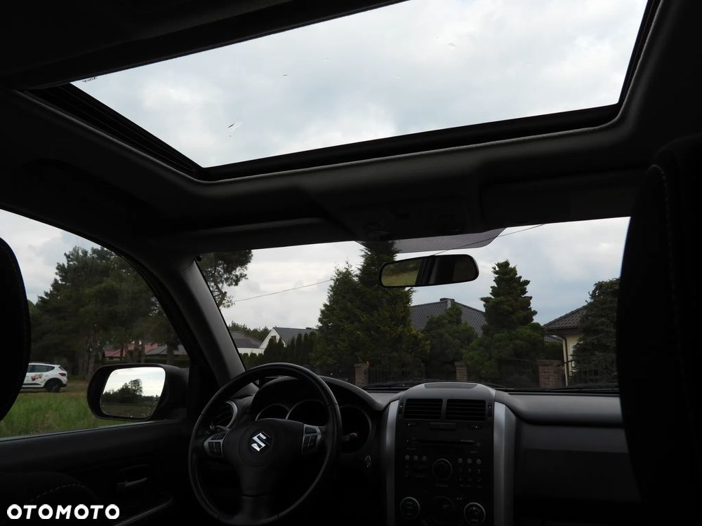 Suzuki Grand Vitara 2.4 Premium - 15