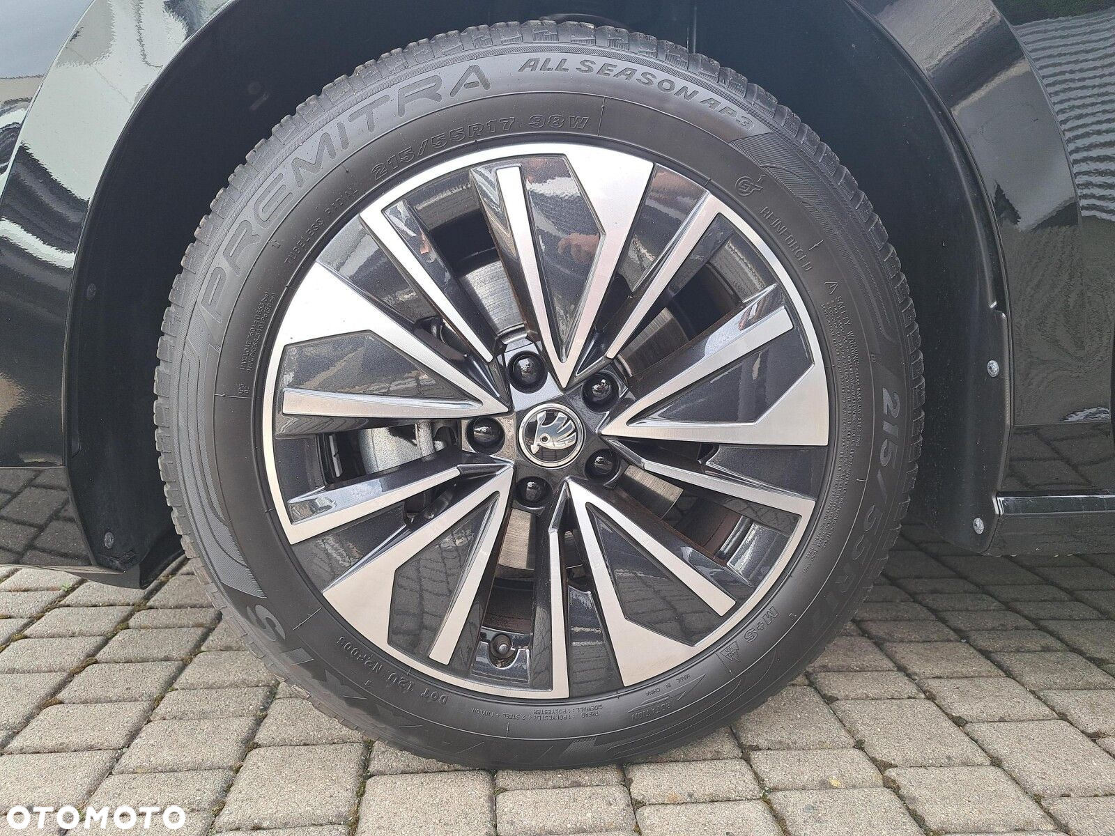 Skoda Superb 2.0 TDI SCR Selection DSG - 32