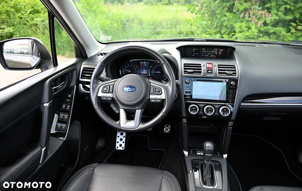 Subaru Forester 2.0 XT Platinum Lineartronic - 21