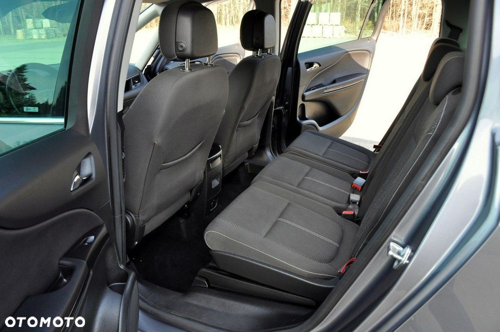 Opel Zafira - 20