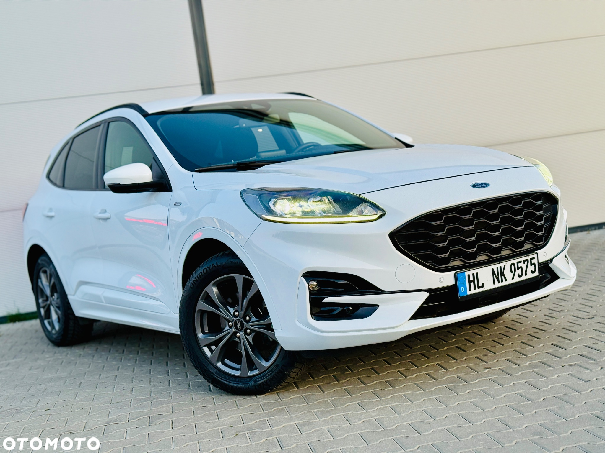Ford Kuga 2.0 EcoBlue 4x4 ST-LINE - 24