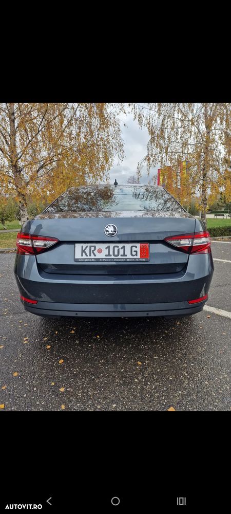 Skoda Superb 2.0 TDI DSG Premium Edition - 5