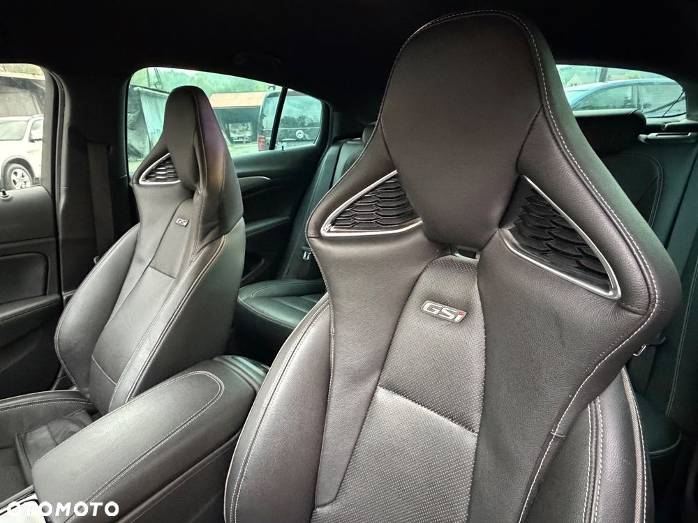 Opel Insignia 2.0 T 4x4 GSi S&S - 6