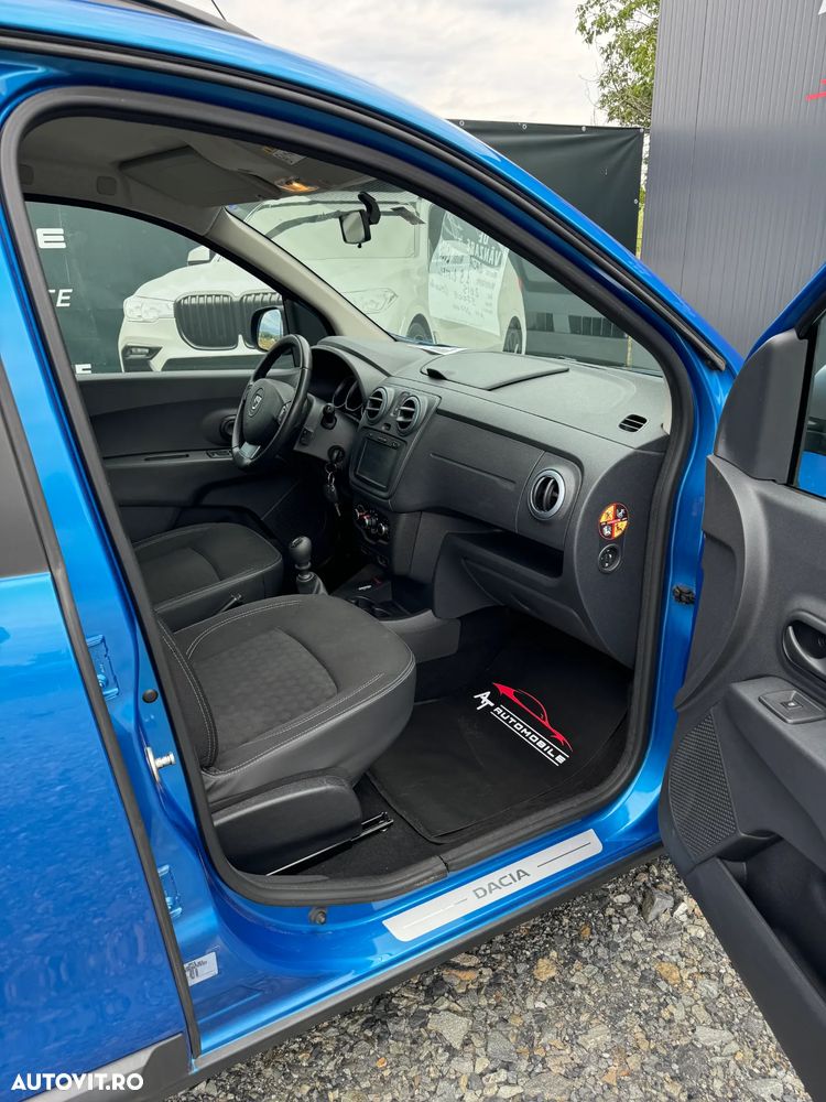 Dacia Lodgy 1.5 dCi Stepway - 11