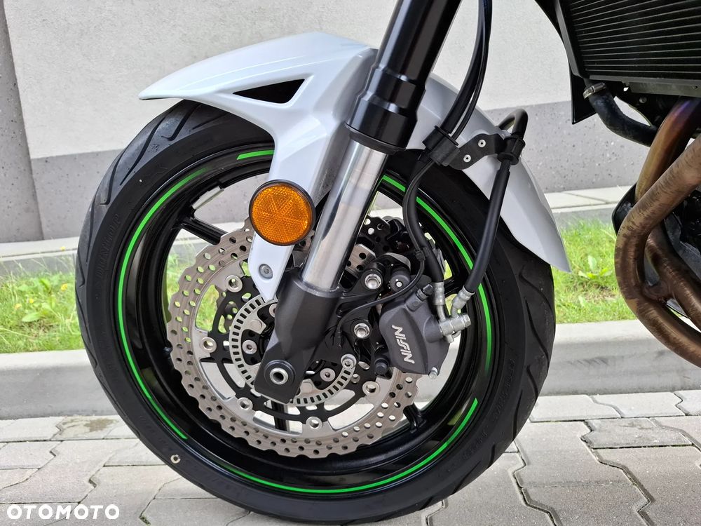 Kawasaki Versys 650 - 14