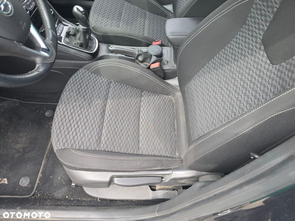 Opel Astra 1.4 Turbo Innovation - 11
