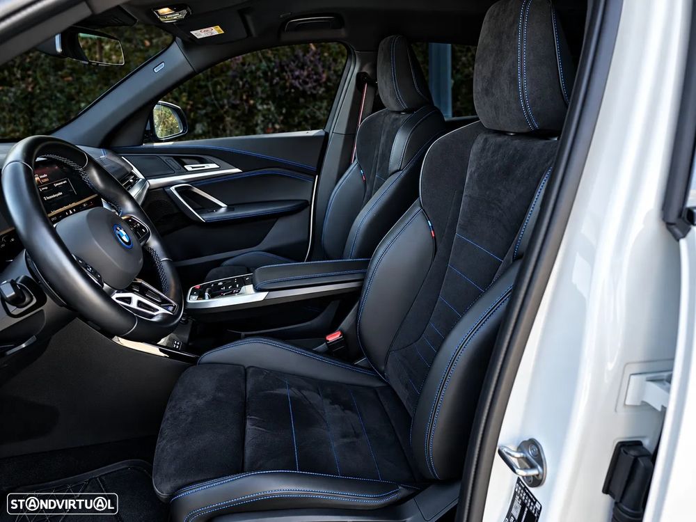 BMW iX2 xDrive30 Pack Desportivo M Pro - 12