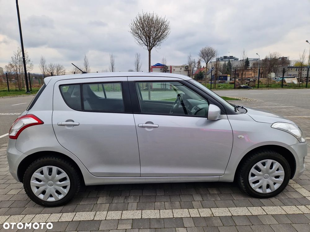 Suzuki Swift - 6