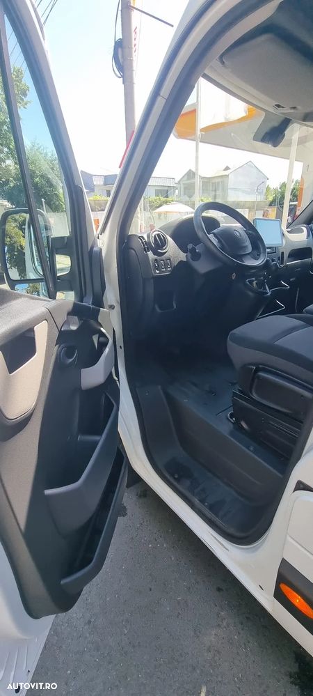 Renault Master III - 7