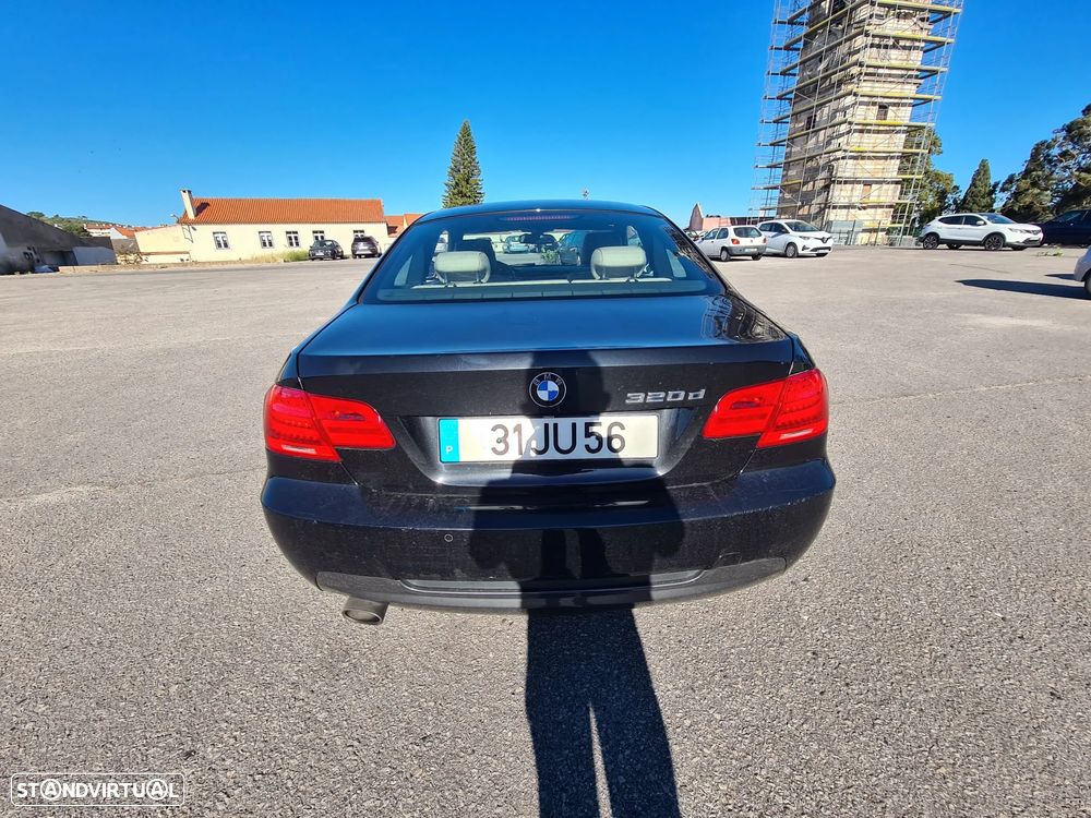 BMW 320 d Coupe Edição M - 1