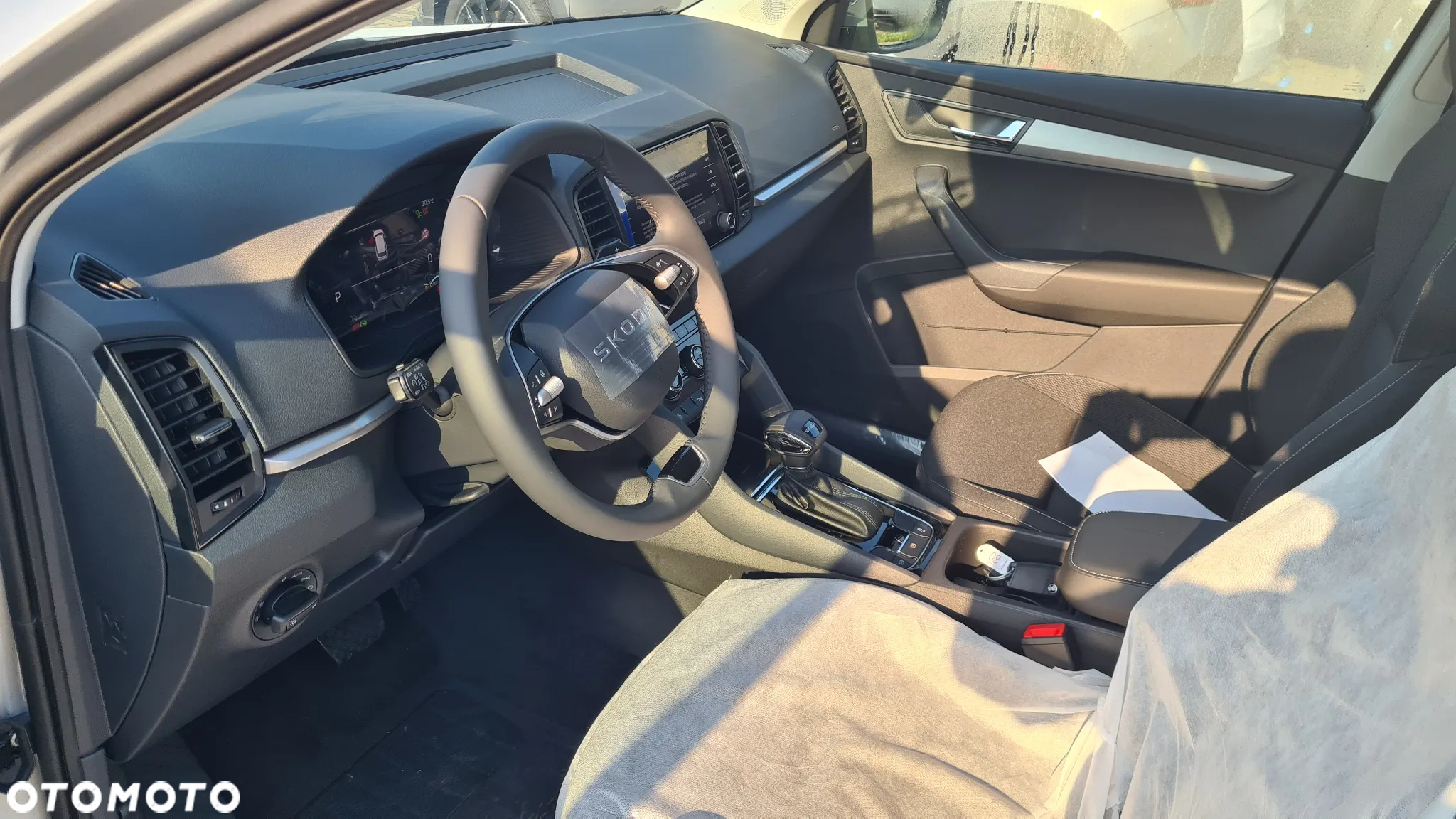 Skoda Karoq 1.5 TSI ACT Edition 130 DSG - 10