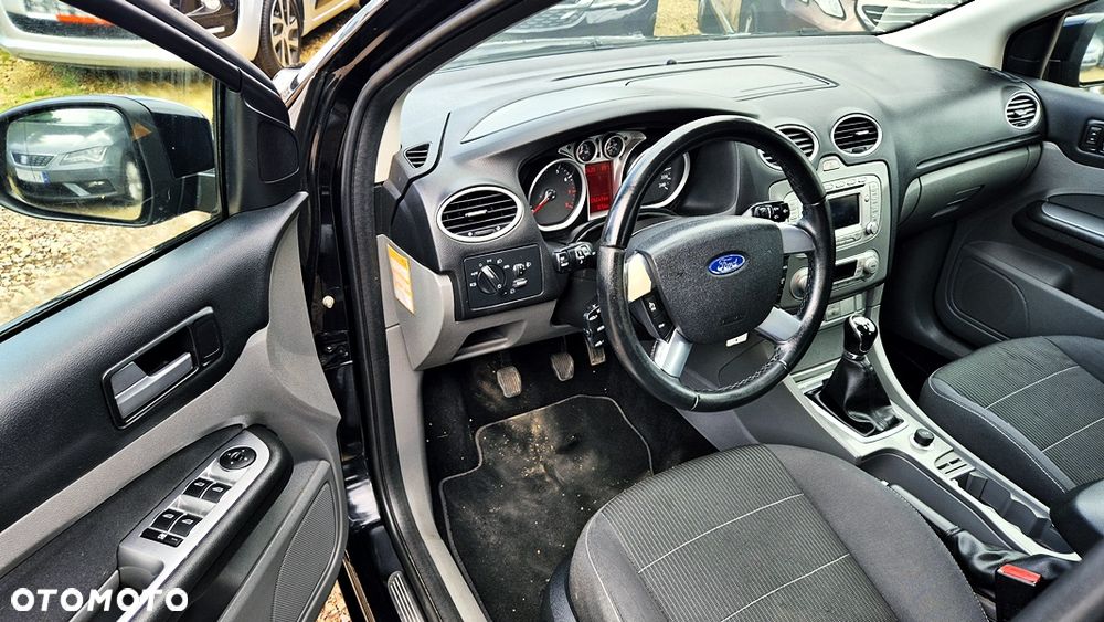 Ford Focus 1.8 Titanium - 31