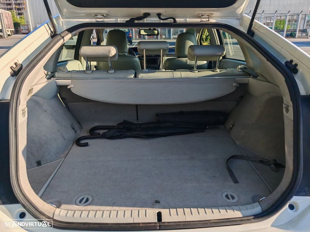 Toyota Prius 1.8 Premium+Pele+GPS - 9