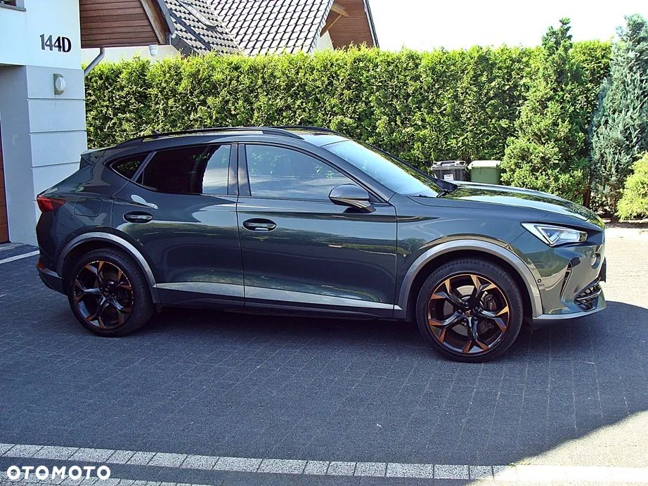 Cupra Formentor VZ 1.4 e-Hybrid DSG Tribe Edition - 3