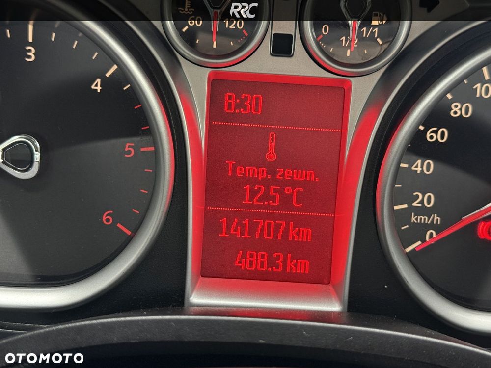 Ford Kuga 2.0 TDCi 4x4 Titanium - 28