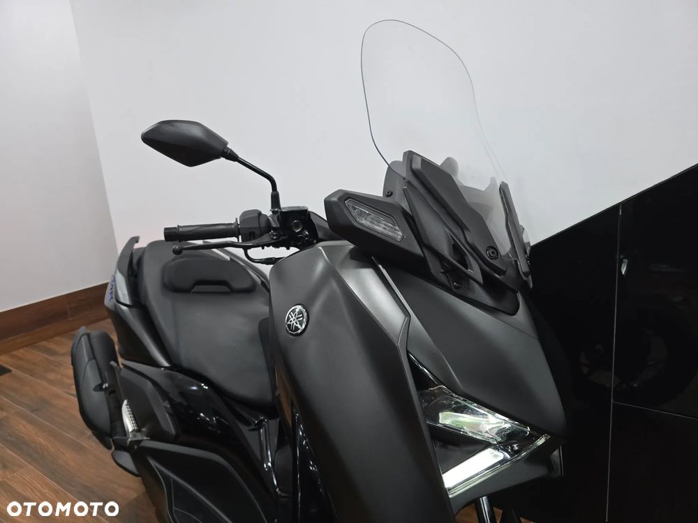 Yamaha X-max - 8