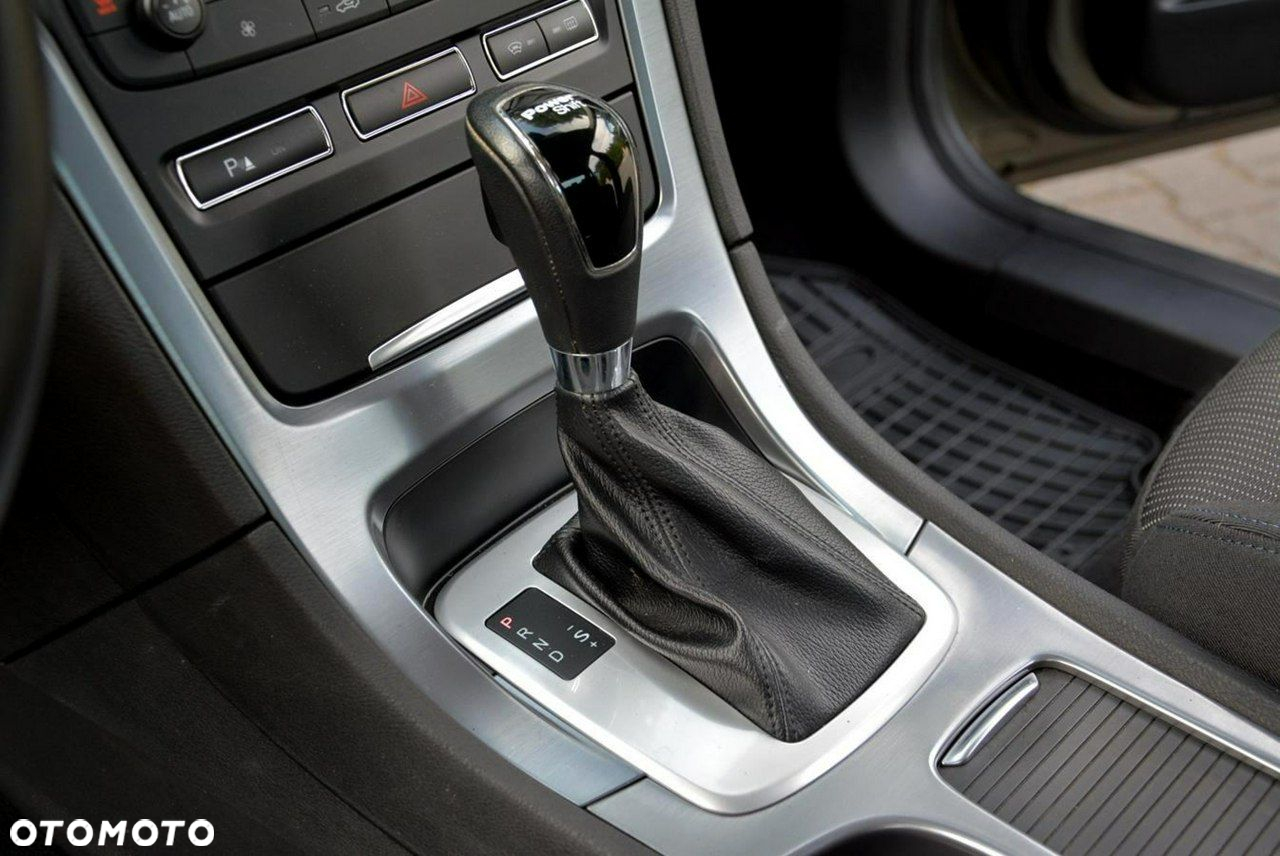 Ford Mondeo 2.0 EcoBoost Titanium - 30