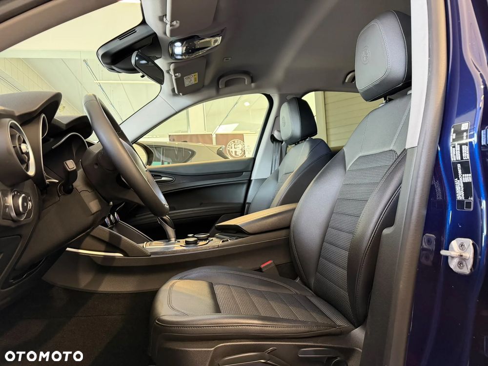 Alfa Romeo Stelvio 2.0 Turbo Q4 - 13
