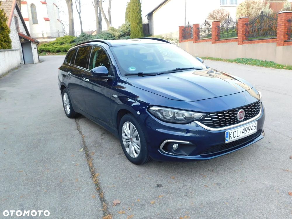 Fiat Tipo 1.4 T-Jet 16v Lounge EU6d - 3