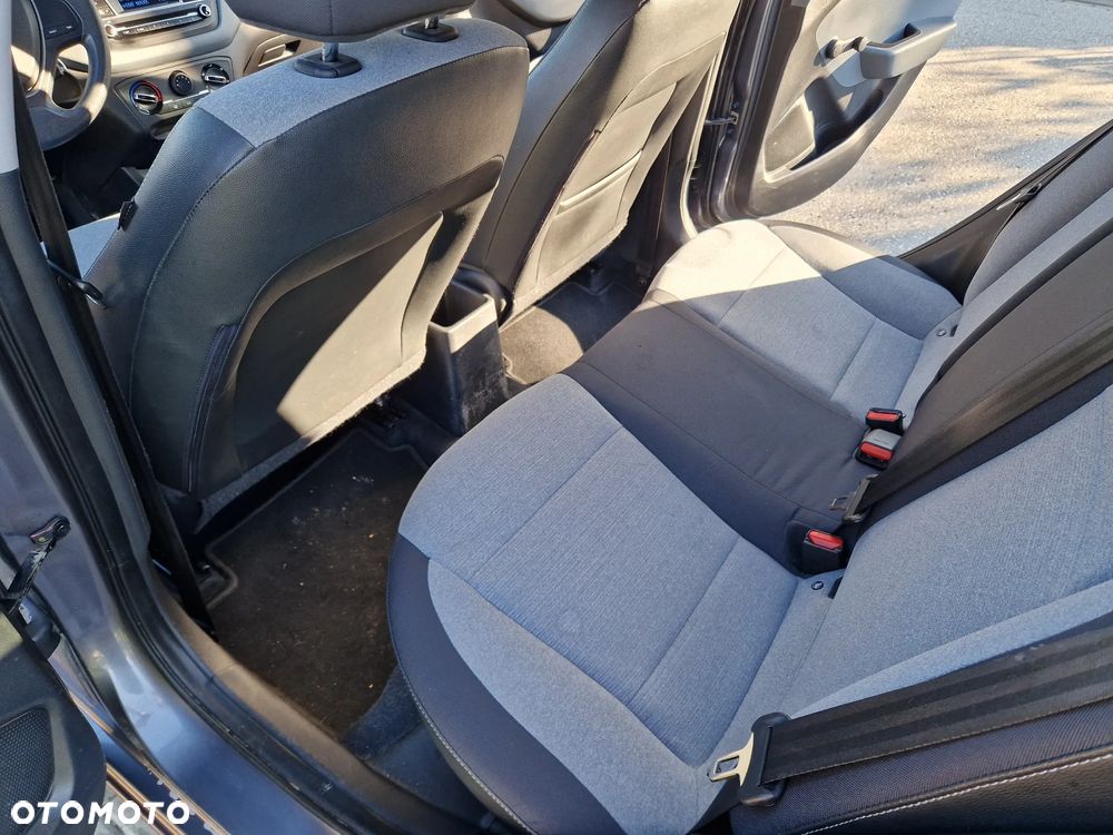 Hyundai i20 1.2 Comfort - 30