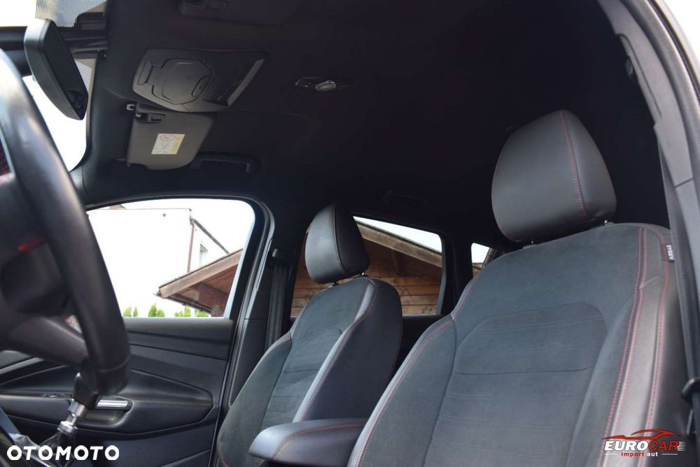 Ford Kuga 2.0 TDCi AWD ST-Line - 19