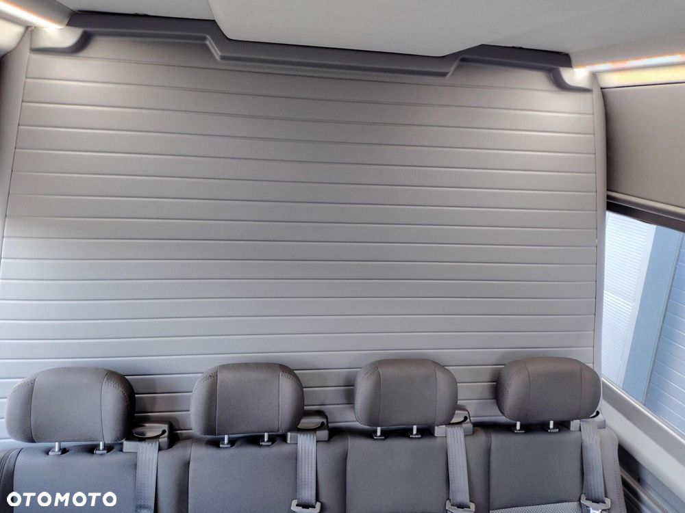 Volkswagen Crafter 35 Furgon, 2,0 TDI SCR 177KM,  6-bieg man., r.o: 4490 mm - 35