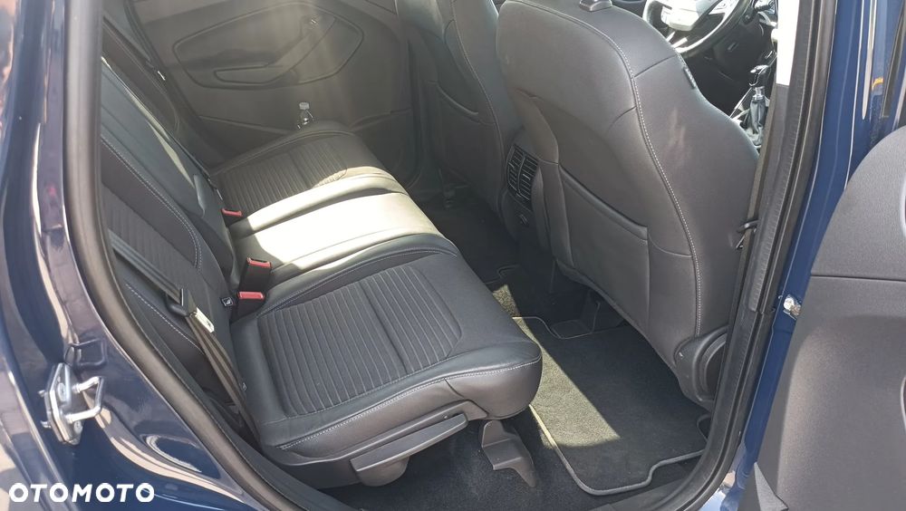 Ford Kuga 2.0 TDCi 2x4 Business Edition - 15