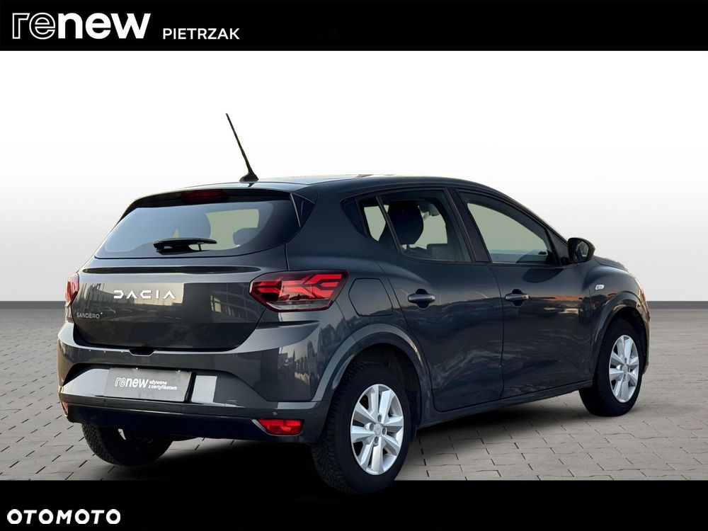 Dacia Sandero - 5